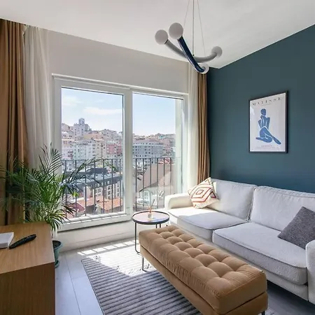 Lovely Petite 2br Flat W / Free Parking And Gym #45 * イスタンブール